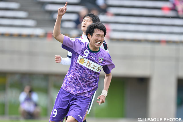 決勝点を決め、今季初勝利をもたらした遠藤 敬佑（藤枝）【明治安田Ｊ３ 第2節 藤枝vsＣ大23】