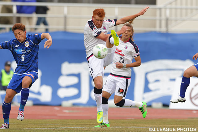 決勝点をアシストするなど好守に大活躍したソウザ（Ｃ大阪）【明治安田Ｊ２ 第4節 山形vsＣ大阪】