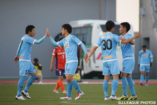 アウェイで3ゴールを奪い快勝の岐阜が2連勝【明治安田Ｊ２ 第4節 愛媛vs岐阜】