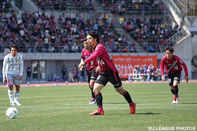 PKで先制点を決め、2試合連続ゴールの押谷 祐樹（岡山）【明治安田Ｊ２ 第5節 岡山vs北九州】