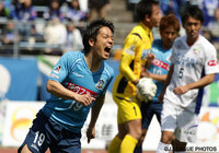 仲間 隼斗（讃岐）がチャンスを決めきれず悔しい表情を見せる【明治安田Ｊ２ 第5節 讃岐vs徳島】