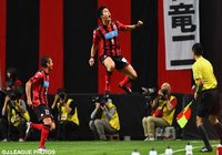 2試合連続得点となる2ゴールで絶好調の都倉 賢（札幌）【明治安田Ｊ２ 第5節 札幌vs京都】