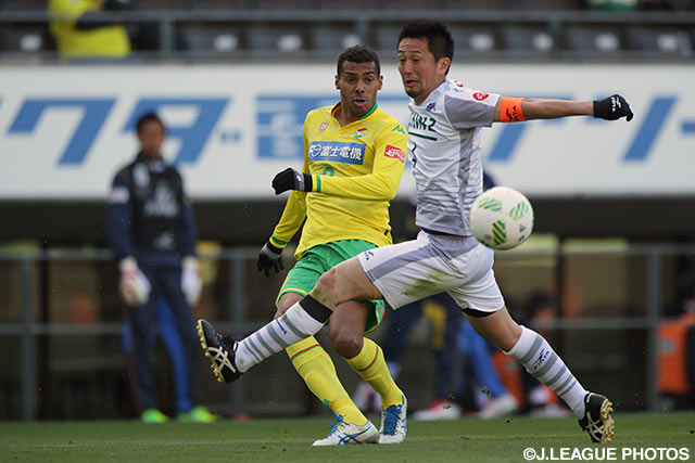 60分からピッチに立ち、チャンスに絡んだエウトン（千葉）【明治安田Ｊ２ 第5節 千葉vs群馬】