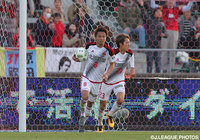 山藤 健太（#8）が土壇場でPKを決め、2度追い付く執念を見せた金沢【明治安田Ｊ２ 第5節 Ｃ大阪vs金沢】