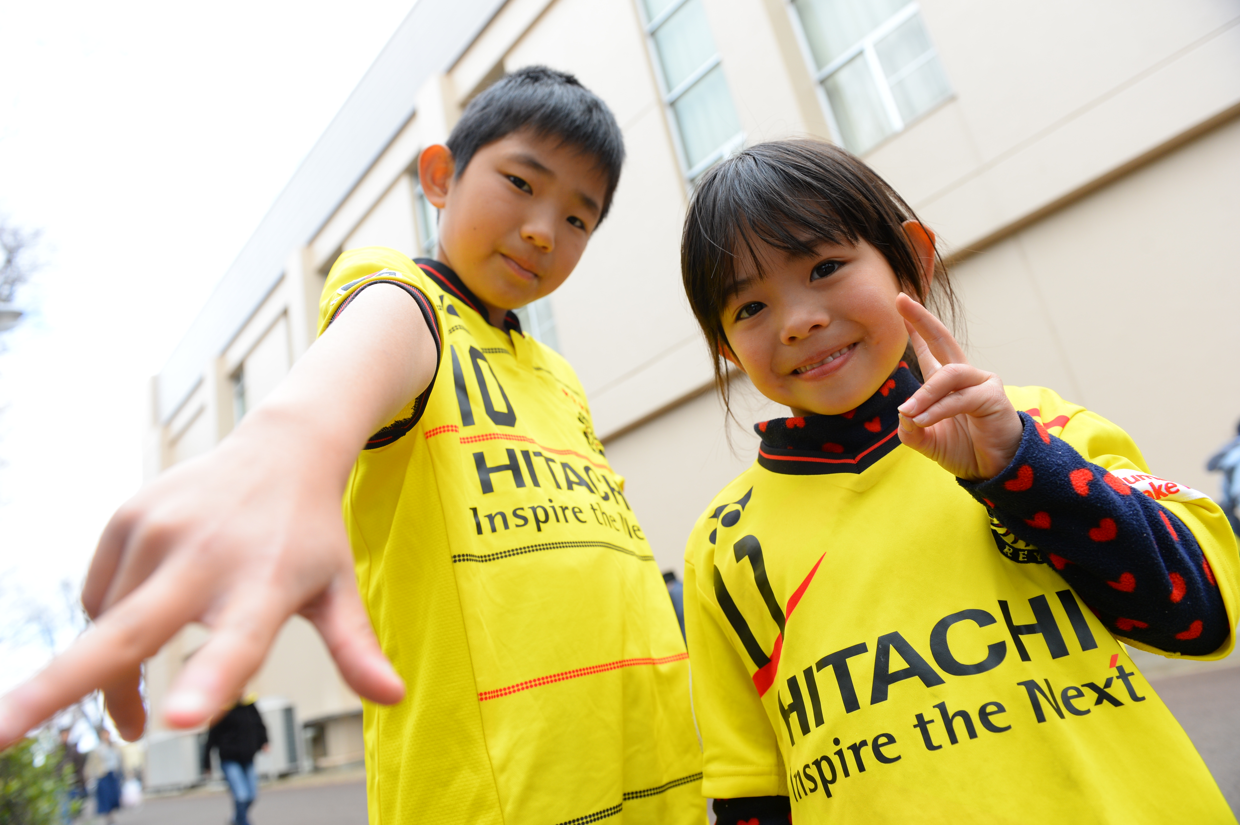 今季勝ち星のない柏を勇気づけるちびっこサポーター【ＹＮＣ GS 第2節 柏vs仙台】