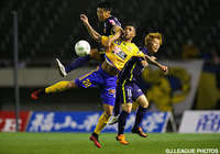 前線でタイトなマークに苦しんだハモン ロペス（仙台）【明治安田Ｊ１ 1st 第5節 広島vs仙台】