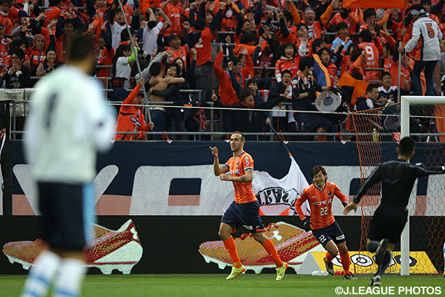 左足で同点ゴールを決めたムルジャ（大宮）【明治安田Ｊ１ 1st 第5節 大宮vs磐田】