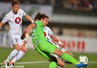 鋭い動き出しでゴールに迫った高山 薫（湘南）【明治安田Ｊ１ 1st 第5節 湘南vs神戸】