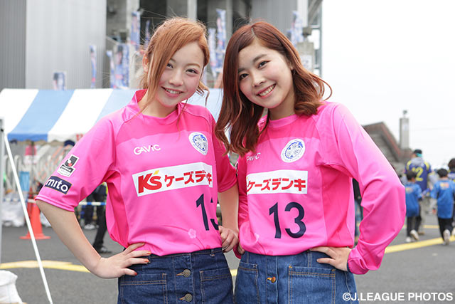 お揃いの衣装で今日も水戸を応援！【明治安田Ｊ２ 第6節 水戸vs群馬】