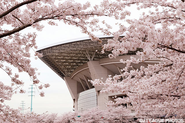 満開の桜に包まれた埼玉スタジアム２００２【ＡＣＬ GS MD4 浦和vs広州恒大】