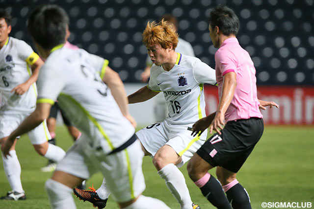 左サイドからチャンスを作った清水 航平（広島）【ＡＣＬ GS MD4 ブリーラムvs広島】