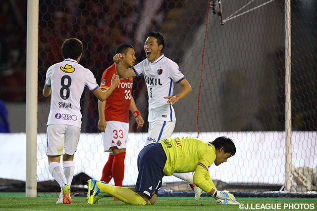 71分に試合を決める3点目のゴールを決めた昌子 源（鹿島）【ＹＮＣ GS 第3節 名古屋vs鹿島】