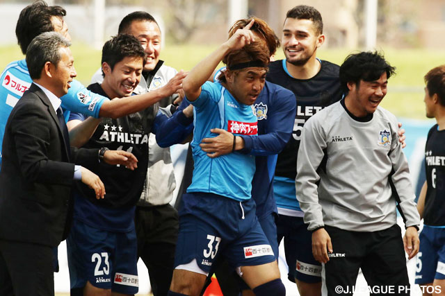 後半アディショナルタイムに劇的な決勝ゴールを決めた木島 良輔（讃岐）【明治安田Ｊ２ 第7節 讃岐vs岐阜】