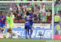 5分に津田 琢磨のゴールで幸先良く先制した甲府【明治安田Ｊ１ 1st 第6節 甲府vs湘南】