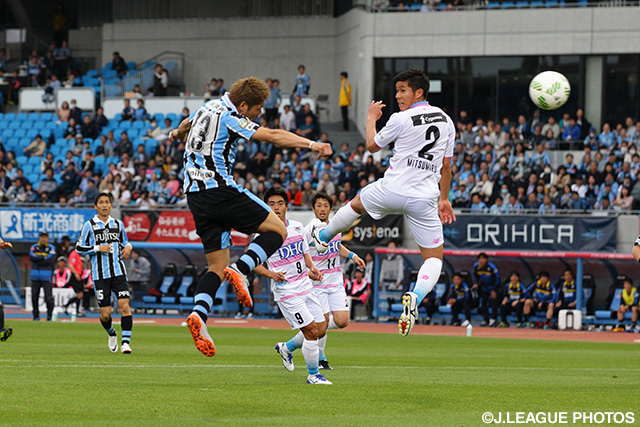 ラストワンプレーで劇的ヘッド決めた大久保 嘉人（川崎Ｆ）【明治安田Ｊ１ 1st 第6節 川崎Ｆvs鳥栖】