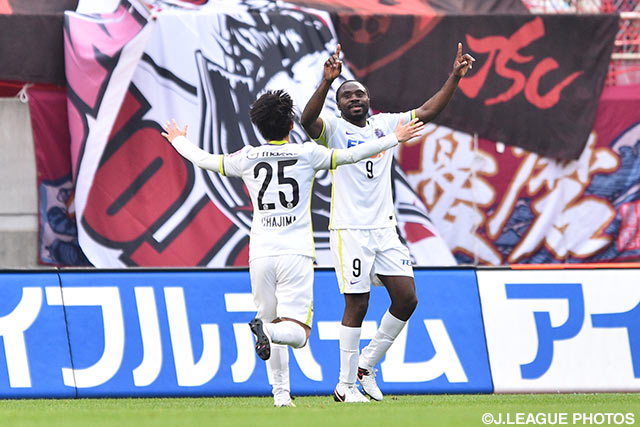 4試合連続得点で試合を振り出しに戻したピーター ウタカ（広島）【明治安田Ｊ１ 1st 第6節 鹿島vs広島】