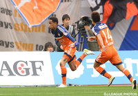 今季5点目となる先制点を決めたラファエル シルバ（新潟）【明治安田Ｊ１ 1st 第6節 新潟vs磐田】