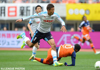 古巣の前に立ちはだかった大井 健太郎（磐田）【明治安田Ｊ１ 1st 第6節 新潟vs磐田】