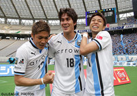 揃って得点し、逆転勝利の原動力となった、大久保 嘉人、エウシーニョ、小林 悠（川崎Ｆ）