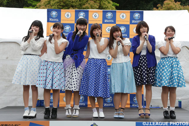 会場を彩るまちだガールズクワイアのみなさん【明治安田Ｊ２ 第9節 町田vs長崎】