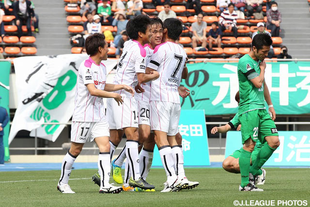 Ｊリーグ初得点となる先制点を決めた今瀬 淳也（水戸 #20）【明治安田Ｊ２ 第9節 東京Ｖvs水戸】