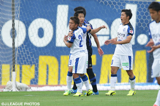 PKを決め、開幕戦以来のゴールで同点とした後藤 優介（大分 #9）【明治安田Ｊ３ 第6節 Ｇ大23vs大分】