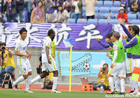 得点ランキングトップに並ぶゴールを決めたピーター ウタカ（広島）【明治安田Ｊ１ 1st 第8節 横浜FMvs広島】