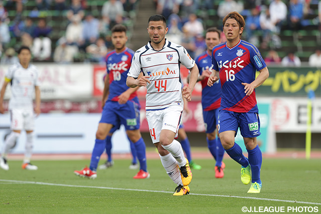 去年まで在籍した甲府との古巣対決となった阿部 拓馬（FC東京）【明治安田Ｊ１ 1st 第8節 甲府vsFC東京】