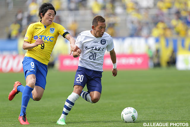 中盤で奮闘し、同点ゴールを狙った五領 淳樹（鹿児島）【明治安田Ｊ３ 第6節 栃木vs鹿児島】