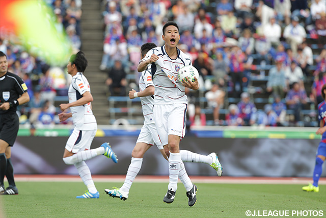 今季初スタメンで同点ゴールを決めた平山 相太（FC東京）【明治安田Ｊ１ 1st 第8節 甲府vsFC東京】