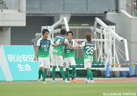 リードを2点に広げる3点目を決めた普光院 誠（相模原）【明治安田Ｊ３ 第6節 相模原vsＣ大23】