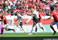 豪快なシュートを突き刺して同点としたシモビッチ（名古屋）【明治安田Ｊ１ 1st 第9節 浦和vs名古屋】