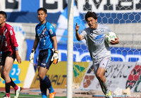 首位の座を守る同点ゴールを決めた鈴木 孝司（町田）【明治安田Ｊ２ 第10節 岡山vs町田】