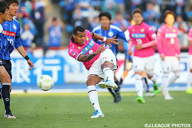 エウトン（千葉）は2本のシュートを放つも実らず【明治安田Ｊ２ 第10節 水戸vs千葉】