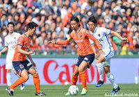 鹿島の猛攻に落ち着いて対応した菊地 光将（大宮）【明治安田Ｊ１ 1st 第9節 大宮vs鹿島】