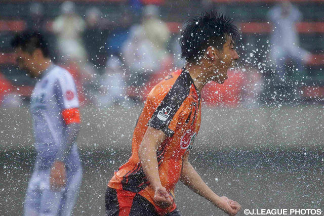 Ｊ初得点で3連勝を大きく引き寄せた加藤 大樹（山口）【明治安田Ｊ２ 第11節 山口vs群馬】