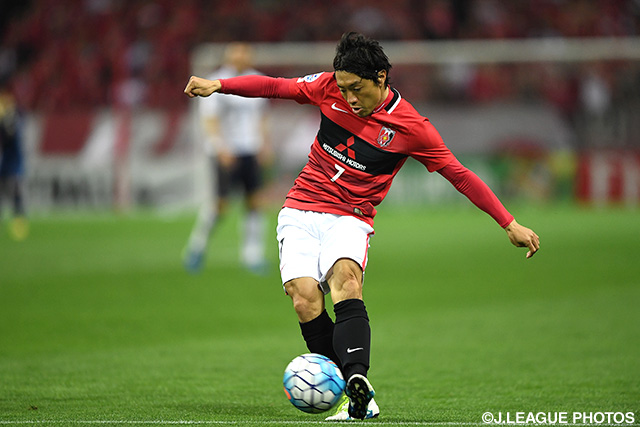 左サイドからクロスをあげる梅崎 司（浦和）【ＡＣＬ GS MD6 浦和vs浦項】