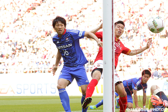 70分に追撃のゴールを決めた伊藤 翔（横浜FM）がＪ初ゴール【明治安田Ｊ１ 1st 第10節 名古屋vs横浜FM】