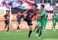 アグレッシブな動きで2得点に絡んだ金崎 夢生（鹿島）【明治安田Ｊ１ 1st 第10節 鹿島vs新潟】