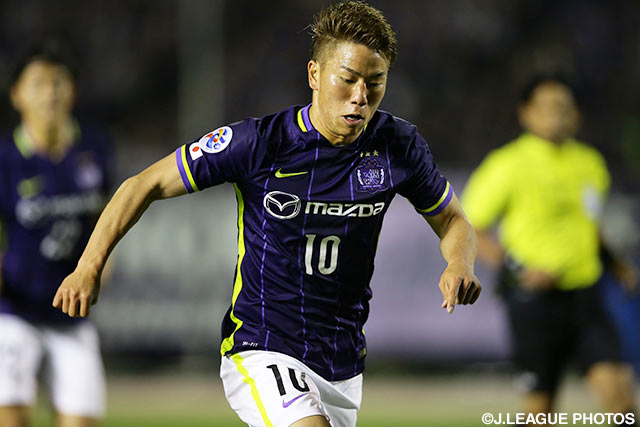 ワンタッチで先制点を巧みに流し込んだ浅野 拓磨（広島）【ＡＣＬ GS MD6 広島vsFCソウル】