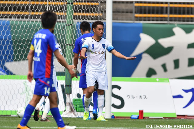 古巣から先制点を奪取した津田 知宏（横浜FC）【明治安田Ｊ２ 第12節 徳島vs横浜FC】