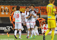 接戦を制して待望の今季初勝利を挙げた金沢【明治安田Ｊ２ 第12節 山口vs金沢】