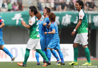 FKを頭で押し込み、先制点を決めた遊馬 将也（秋田）【明治安田Ｊ３ 第8節 相模原vs秋田】