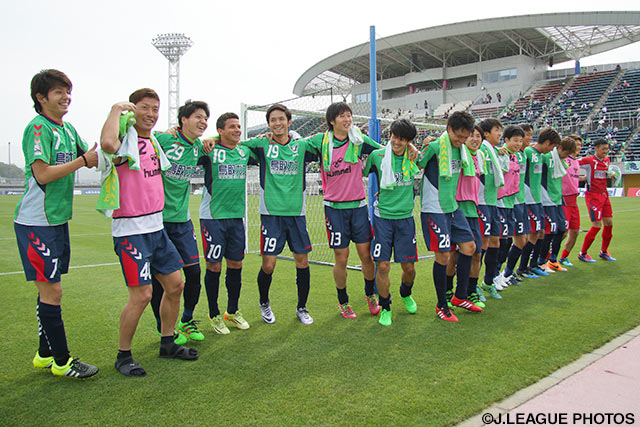 待望の今季初勝利をホームで挙げた鳥取【明治安田Ｊ３ 第8節 鳥取vs琉球】