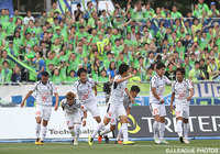 FC東京が20分に河野 広貴のヘッドで先制に成功【明治安田Ｊ１ 1st 第11節 湘南vsFC東京】