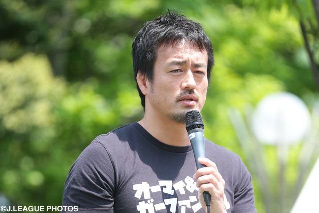 ユアスタで復興ライヴを行った新日本プロレスの田口隆祐さん【明治安田Ｊ１ 1st 第12節 仙台vs大宮】