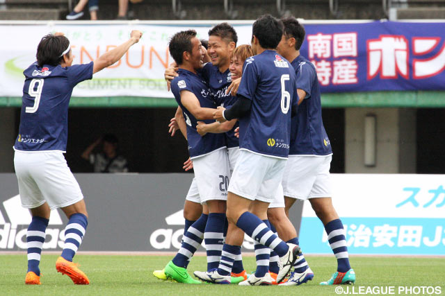 吉井 孝輔の追加点などで、今季初の3連勝を飾った鹿児島【明治安田Ｊ３ 第9節 鹿児島vsＣ大23】