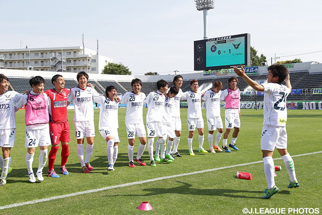 接戦を制し、今季初の連勝を飾った鳥取【明治安田Ｊ３ 第9節 YS横浜vs鳥取】
