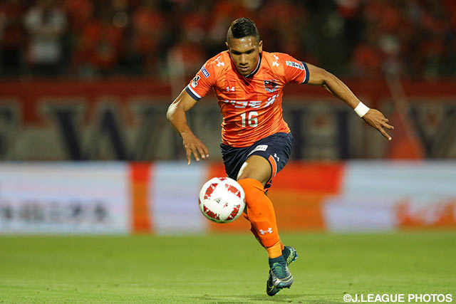 右サイドを崩し、先制点をお膳立てしたマテウス（大宮）【ＹＮＣ GS 第5節 大宮vs磐田】