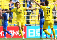 6分に武富 孝介のゴールで柏が先制【明治安田Ｊ１ 1st 第13節 柏vs福岡】